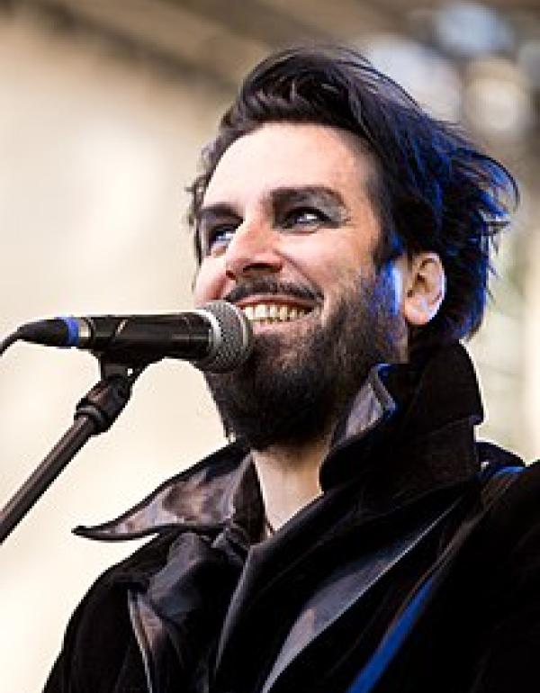 Aurelio Voltaire