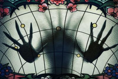 La Noria film still creature behind a stained glass